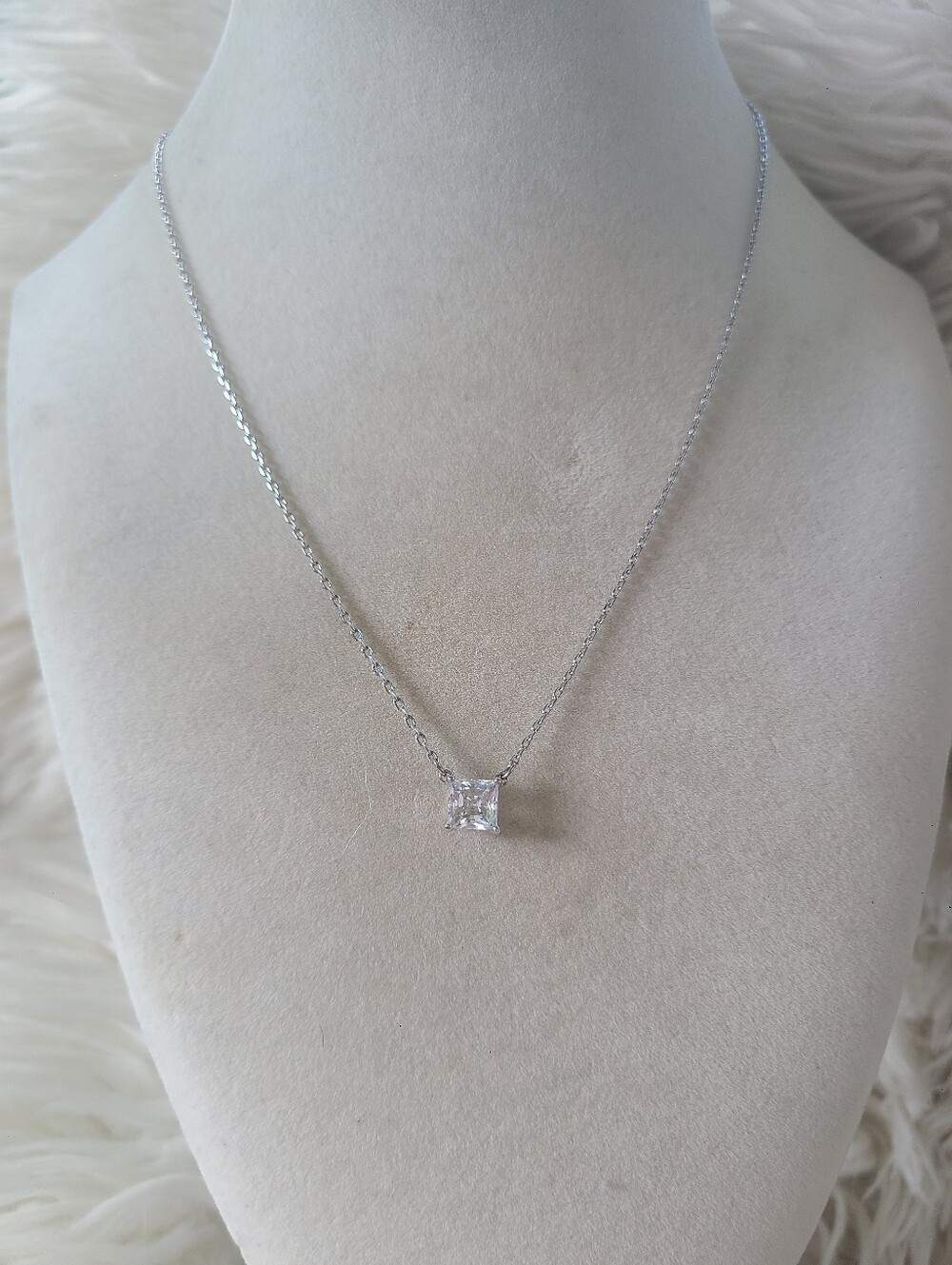 Swarovski Silver Toned Princess-Cut Clear Pendant Necklace- Excellent Condition